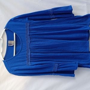 New direction shirt size large